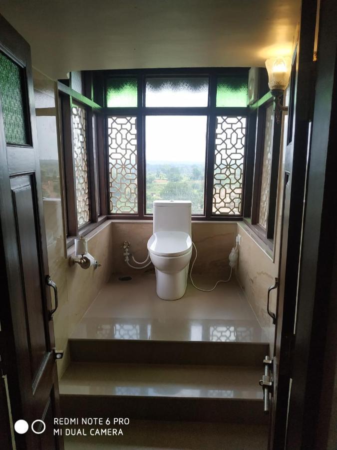 Mpt Sheesh Mahal, Orchha Hotel Exterior foto